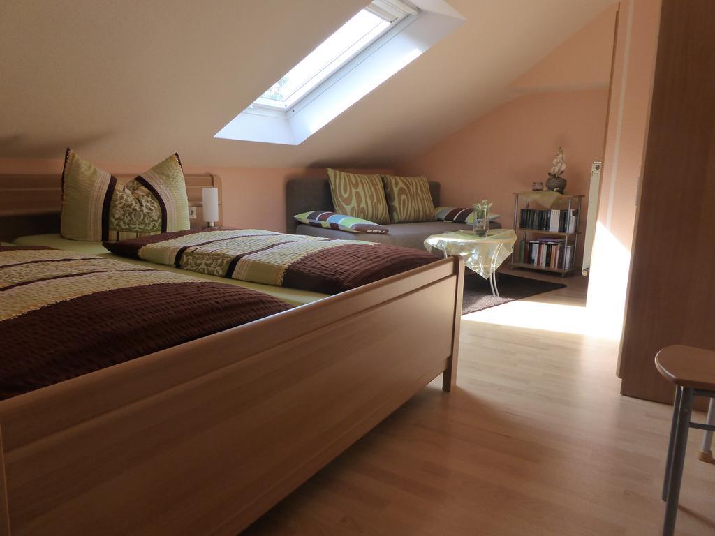 Ferienwohnungen Schoor Monreal Esterno foto